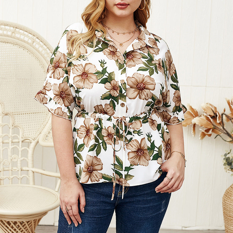 Effortless Breezes, Oversized Ease: Flowy Hawaiian shirt in an oversized fit keeps you cool and stylish at the beach. 