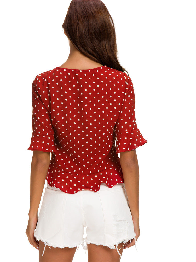 Beach ready with a pop: Polka dots elevate your Hawaiian shirt for a shore-side splash