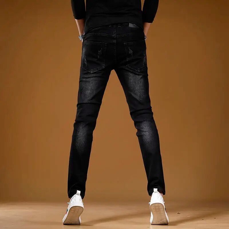 Black skinny jeans for men.