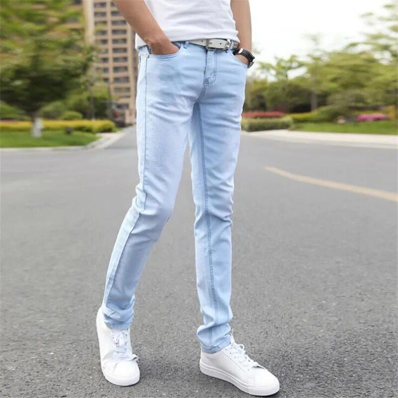 Slim fit light blue jeans for men
