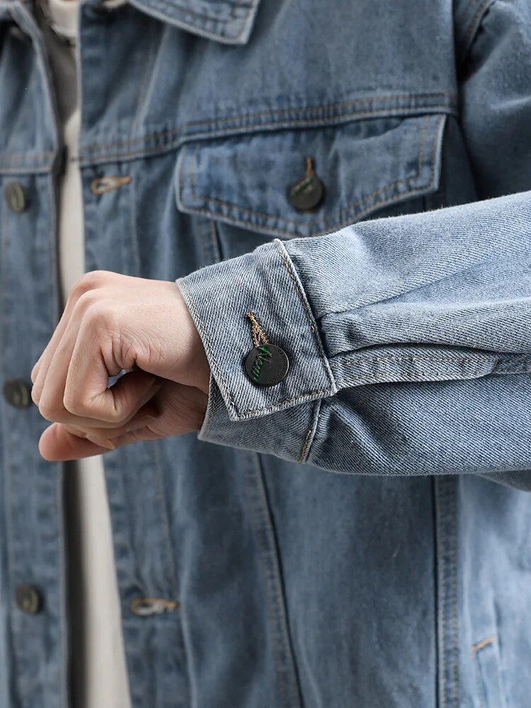 Men's streetwear denim jacket in plus size, featuring a trendy turn-down collar