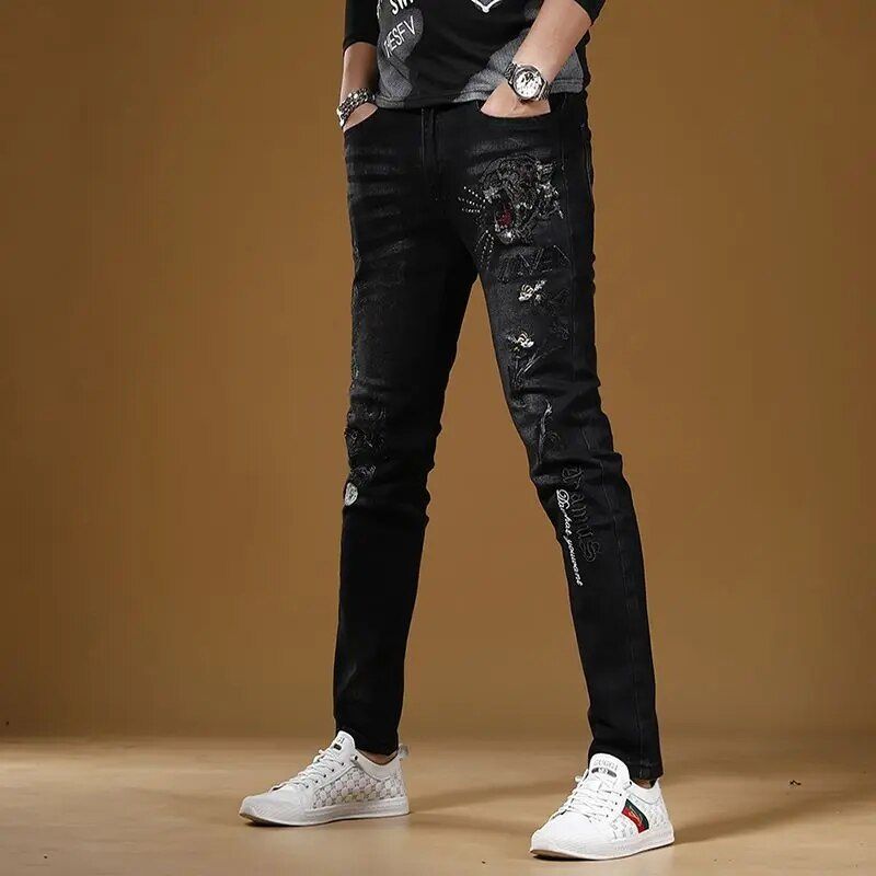 Men's Slim Fit Skinny Straight Leg: Black Denim Jeans 