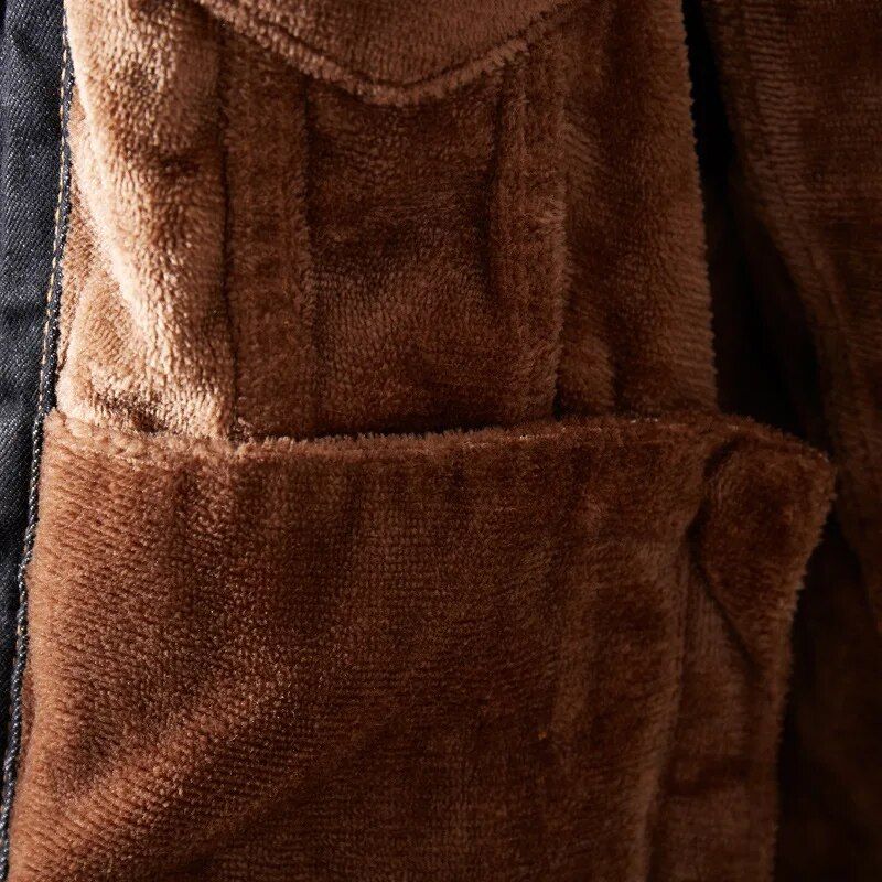 Men's denim jacket with fleece lining for winter
