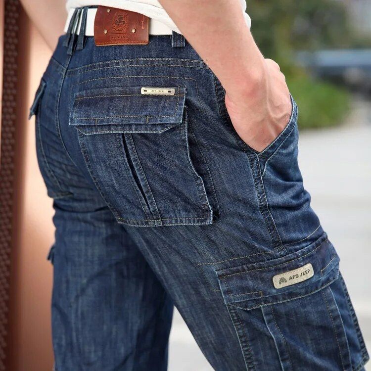 Stylish men's cargo jeans with multiple pockets